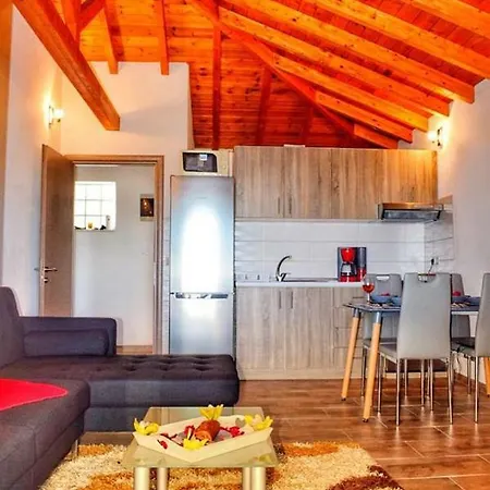 Araucaria House Apartment Skiathos Town